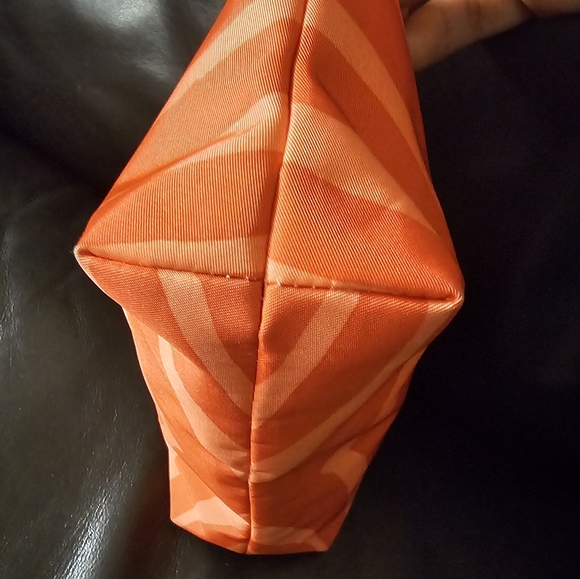 Coach Tangerine Chevron Nylon Makeup bag EUC - Picture 8 of 14